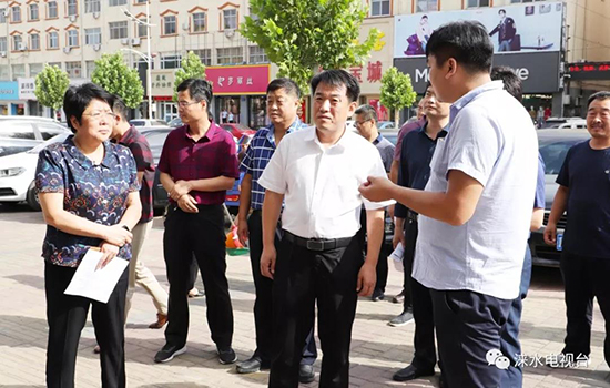 近日,县长朱明新,县委常委,宣传部长胡金萍就省级文明县城常态化创建