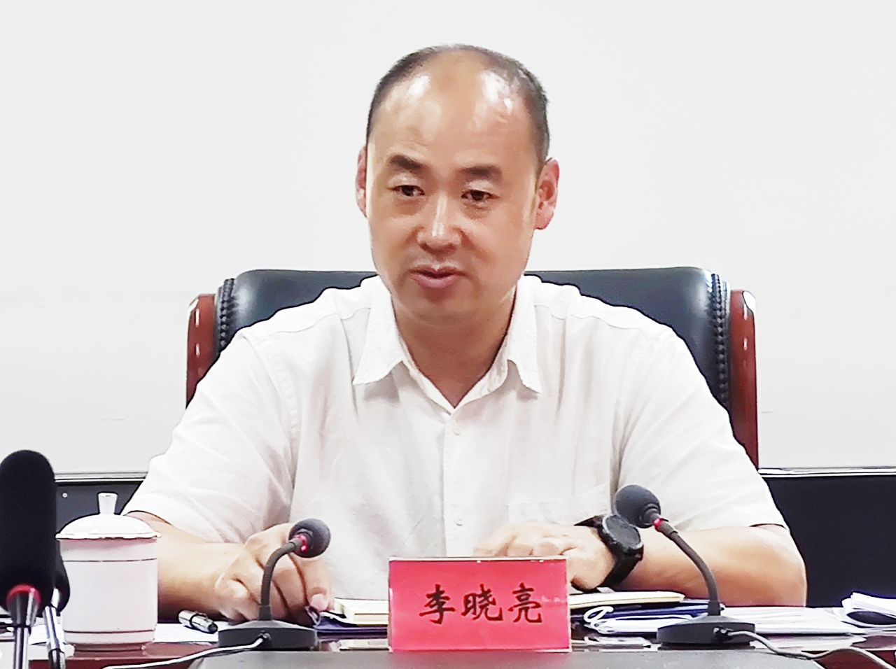 8月27日,我县召开京原铁路沿线环境安全整治工作协调会,副县长李晓亮