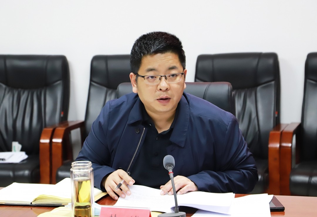 韩博也就做好我县疫苗接种工作进行了安排部署.