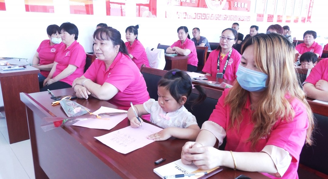 易游娱乐- 易游体育官网- 易游体育APP女性的收入使她们有勇气和实力“不结”不平等的传统婚姻