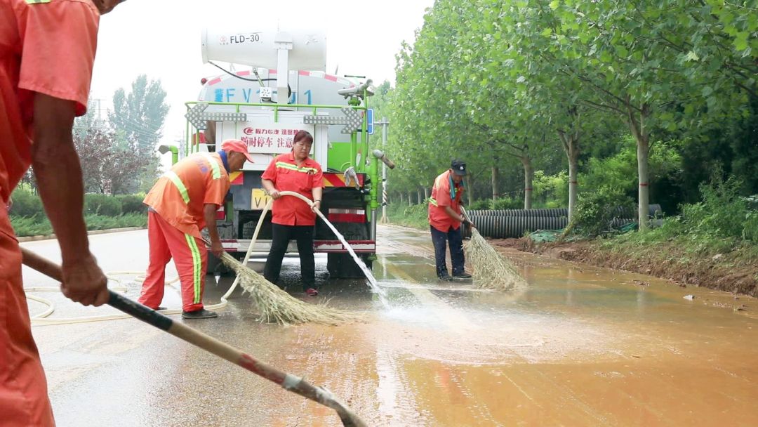 涞水山前道路加紧清淤保整洁畅通 - 涞水新闻 - 涞水县人民政府