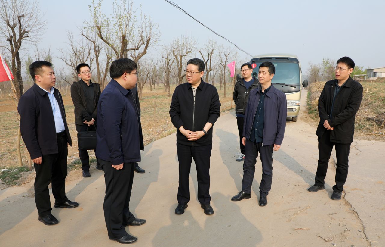 保定市副市长高怀军就森林草原防灭火工作到涞水县调研